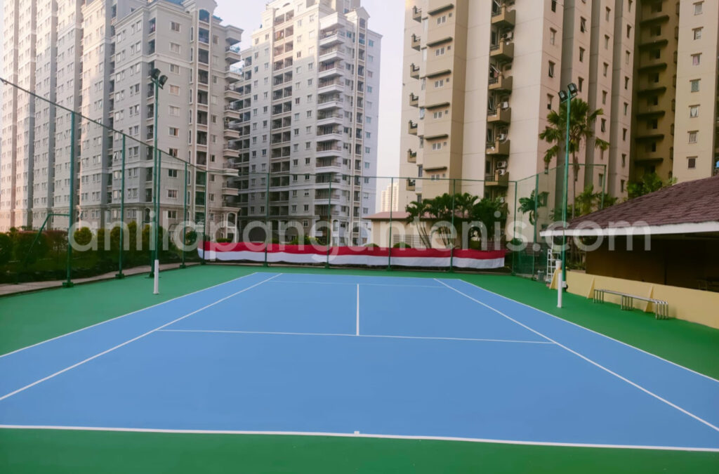 pekerjaan-lantai-lapangan-tenis-ahlilapangantenis.com